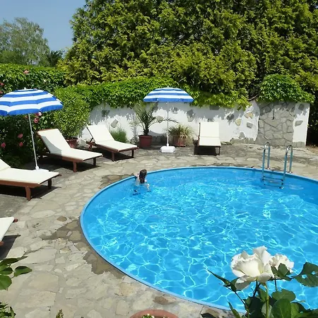 Giardino Ξενοδοχείο 3*