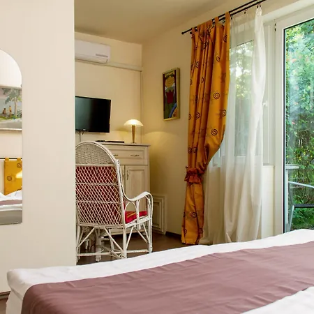 Giardino Ξενοδοχείο 3*