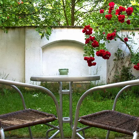 Giardino Ξενοδοχείο 3*